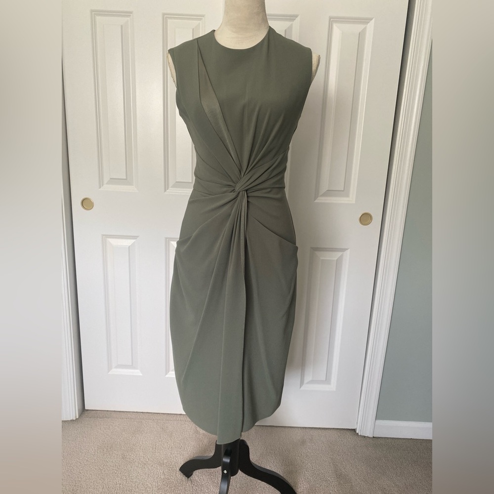 MM.LaFluer Taylor Dress, size 4, color moss/green.